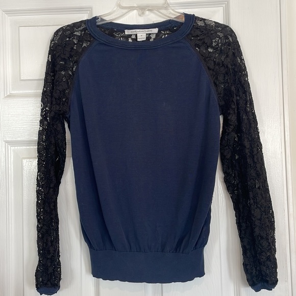 DVF Avani Lace silk-blend blouse - Picture 7 of 8